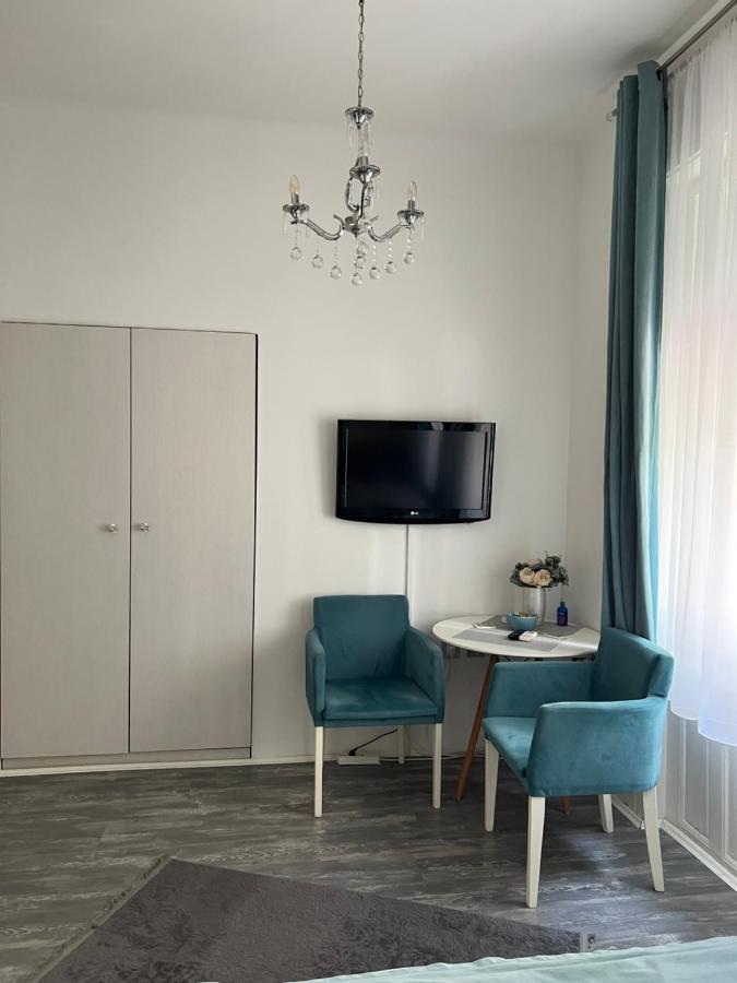 Center Cosy Vintage Apartment Novi Sad Eksteriør billede